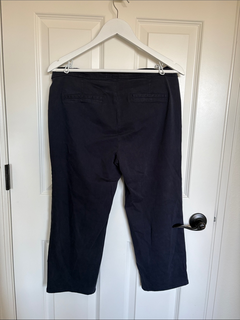 LILA RYAN The Jase Cropped Straight-Leg Pants in Blue - Picture 4 of 4